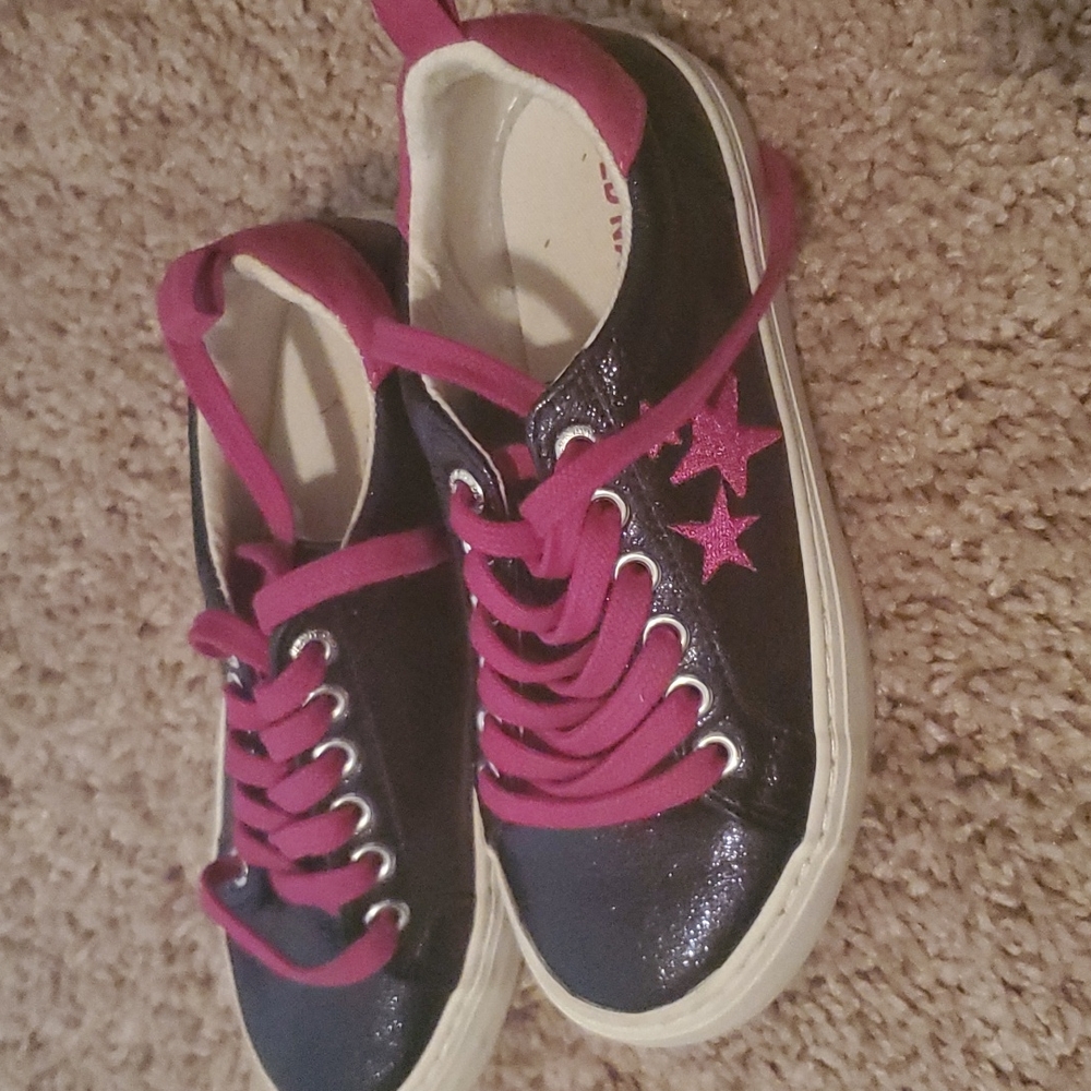 Old navy shoes